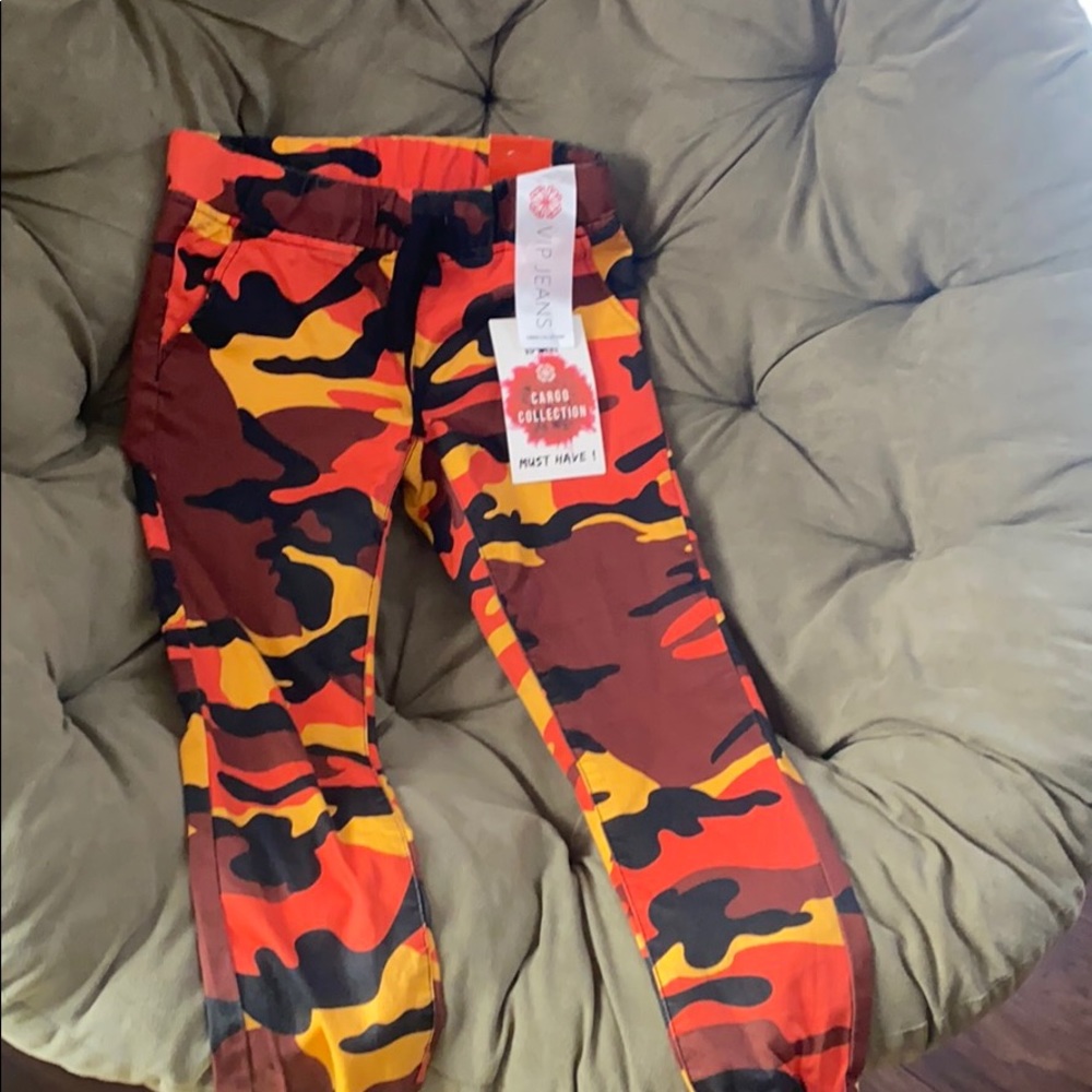 Army orange jeans